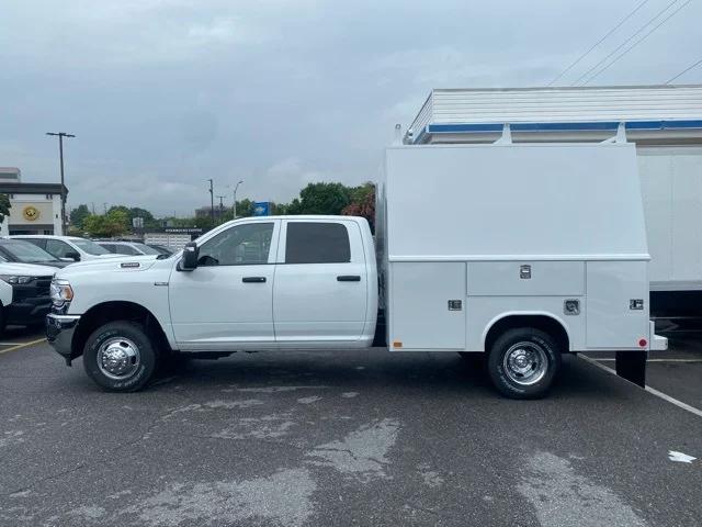 2024 RAM Ram 3500 Chassis Cab RAM 3500 TRADESMAN CREW CAB CHASSIS 4X4 60 CA