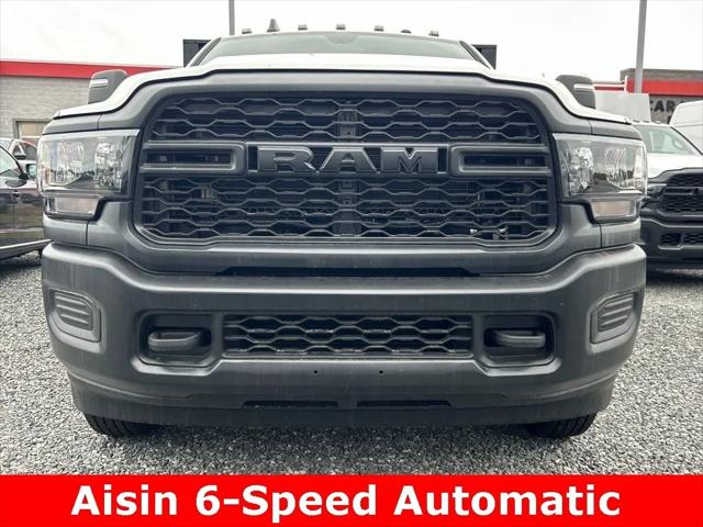 2024 RAM Ram 3500 Chassis Cab RAM 3500 TRADESMAN CHASSIS REGULAR CAB 4X4 84 CA