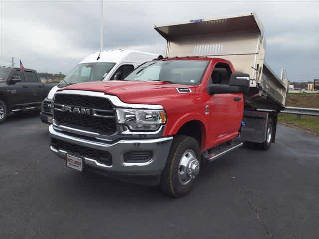 2023 RAM Ram 3500 Chassis Cab RAM 3500 TRADESMAN CHASSIS REGULAR CAB 4X4 60 CA