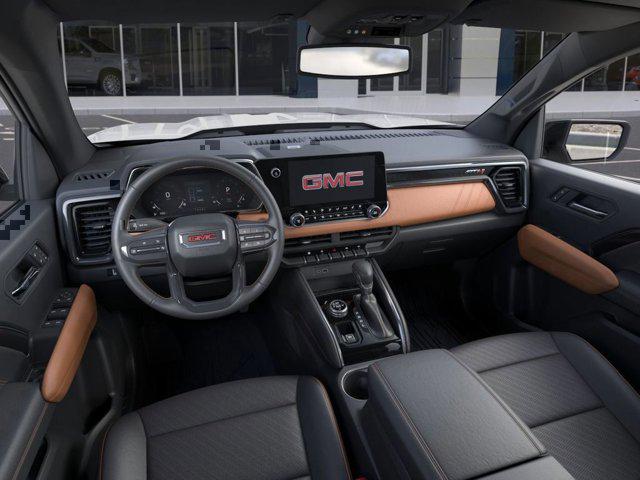2024 GMC Canyon 4WD AT4