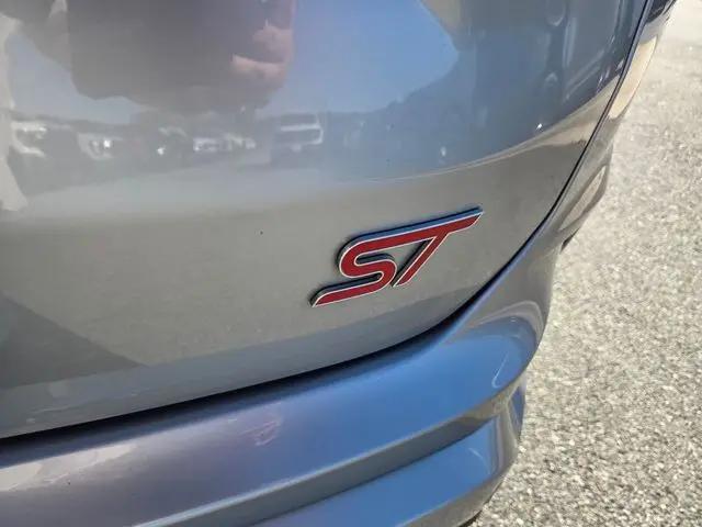 2023 Ford Edge ST