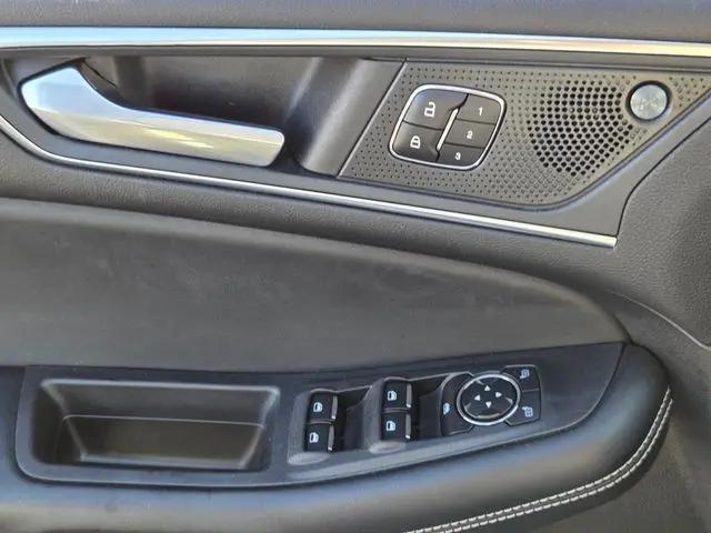 2023 Ford Edge ST