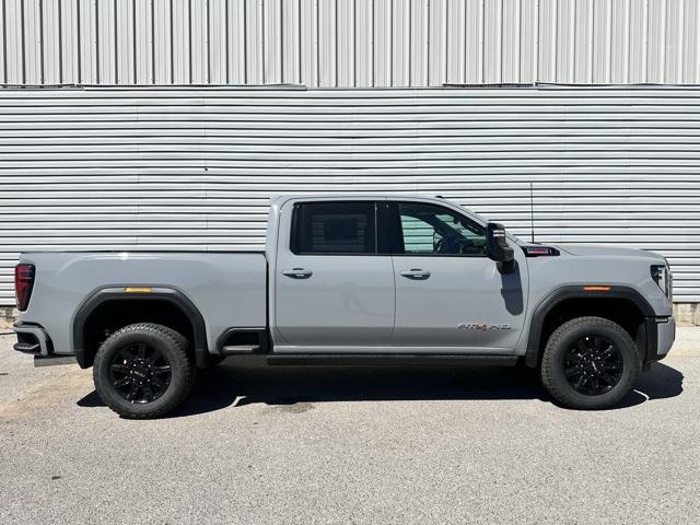 2024 GMC Sierra 2500HD 4WD Crew Cab Standard Bed AT4