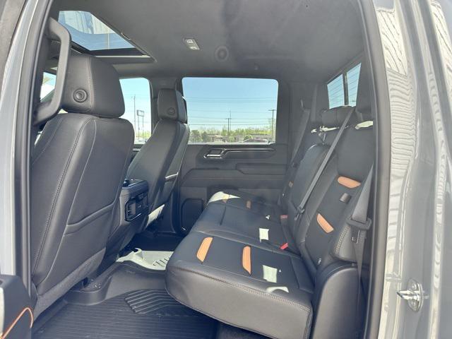 2024 GMC Sierra 2500HD 4WD Crew Cab Standard Bed AT4