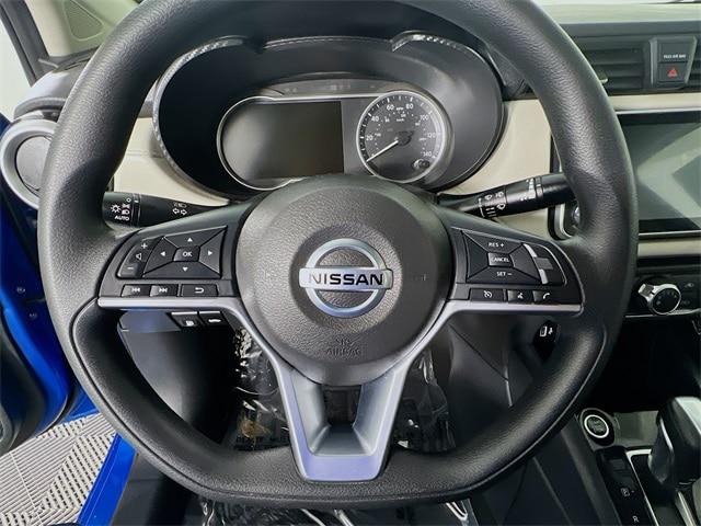 2021 Nissan Versa SV Xtronic CVT