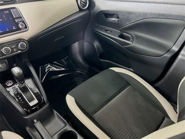2021 Nissan Versa SV Xtronic CVT
