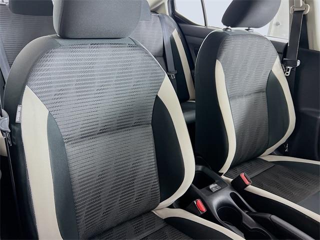 2021 Nissan Versa SV Xtronic CVT
