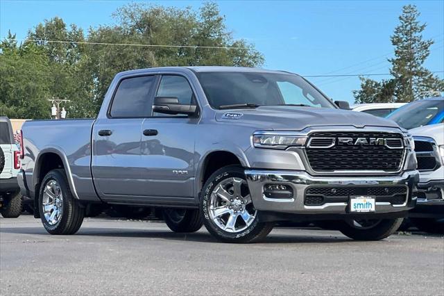 2025 RAM Ram 1500 RAM 1500 BIG HORN CREW CAB 4X4 64 BOX