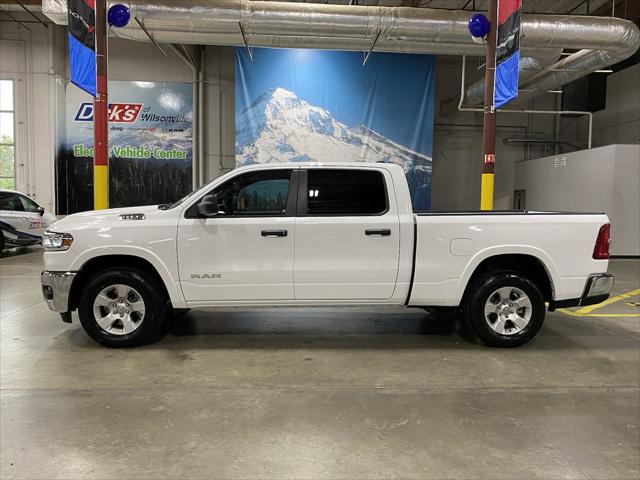 2025 RAM Ram 1500 RAM 1500 BIG HORN CREW CAB 4X4 64 BOX