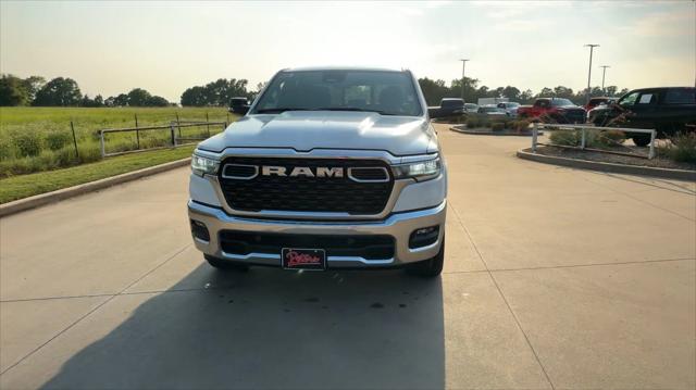 2025 RAM Ram 1500 RAM 1500 LONE STAR QUAD CAB 4X4 64 BOX