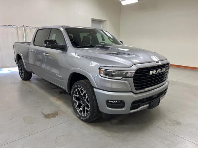 2025 RAM Ram 1500 RAM 1500 LARAMIE CREW CAB 4X4 64 BOX