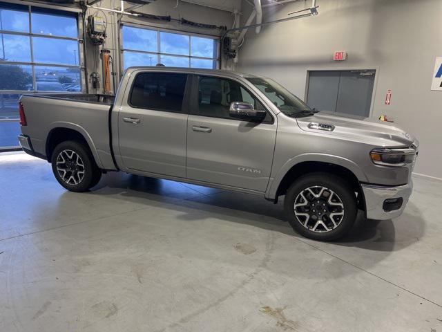 2025 RAM Ram 1500 RAM 1500 LARAMIE CREW CAB 4X4 57 BOX