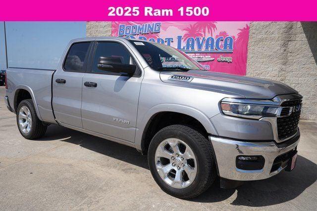 2025 RAM Ram 1500 RAM 1500 LONE STAR QUAD CAB 4X4 64 BOX