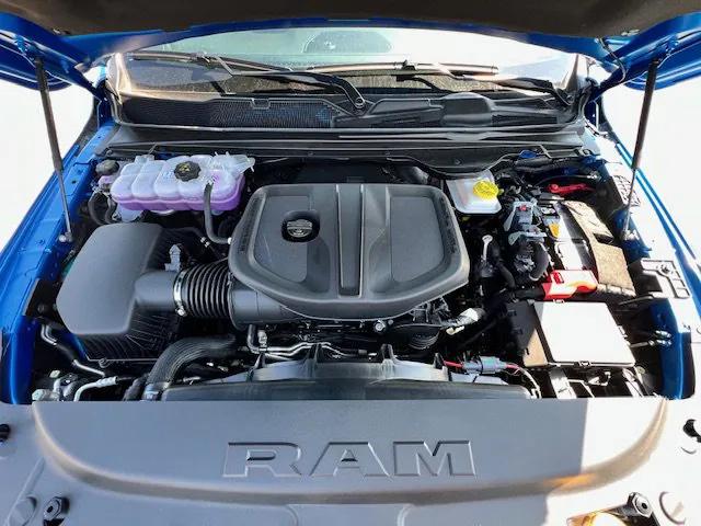 2025 Ram 1500 Big Horn Crew Cab 4x4 5'7" Box