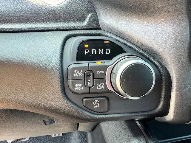 2025 Ram 1500 Big Horn Crew Cab 4x4 5'7" Box
