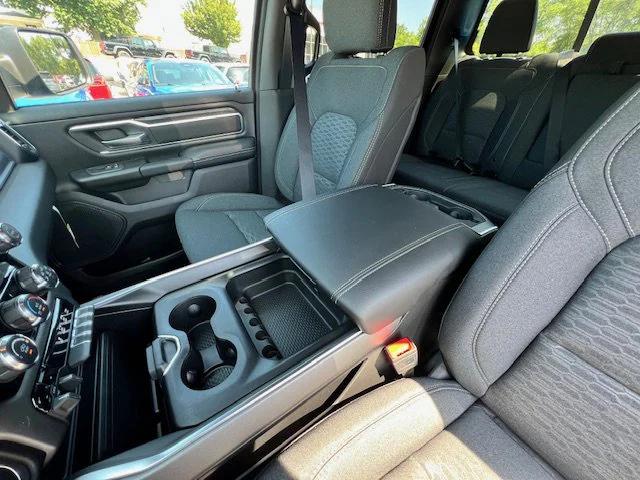2025 Ram 1500 Big Horn Crew Cab 4x4 5'7" Box