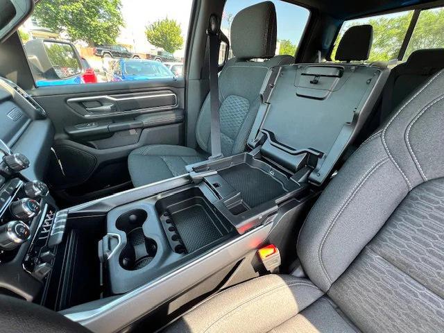 2025 Ram 1500 Big Horn Crew Cab 4x4 5'7" Box