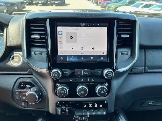 2025 Ram 1500 Big Horn Crew Cab 4x4 5'7" Box