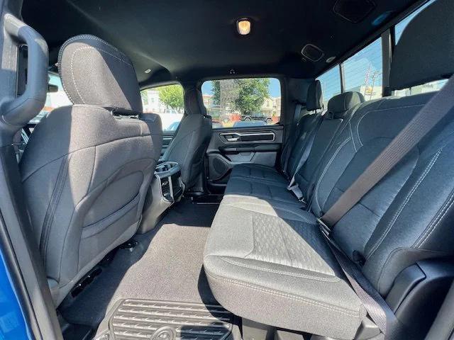 2025 Ram 1500 Big Horn Crew Cab 4x4 5'7" Box