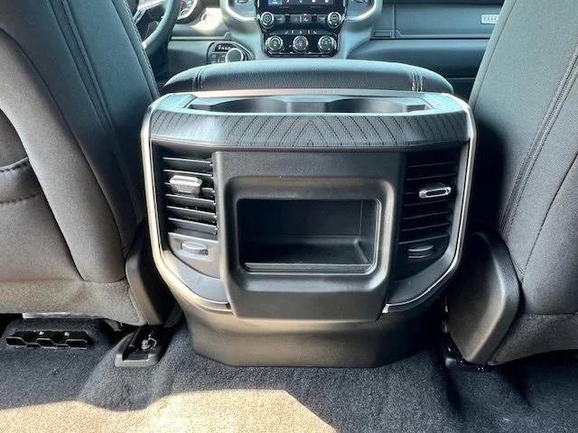 2025 Ram 1500 Big Horn Crew Cab 4x4 5'7" Box