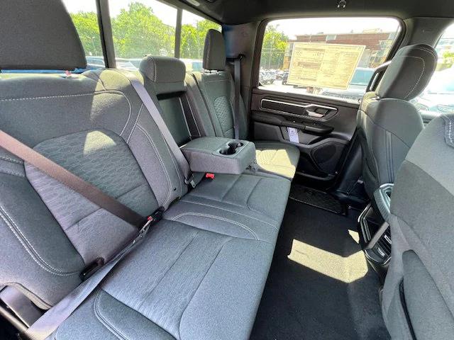 2025 Ram 1500 Big Horn Crew Cab 4x4 5'7" Box
