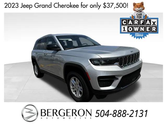 2023 Jeep Grand Cherokee Laredo 4x2