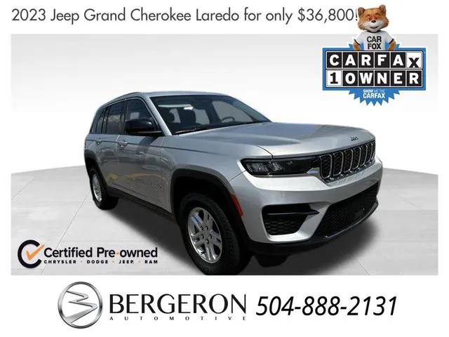 2023 Jeep Grand Cherokee Laredo 4x2