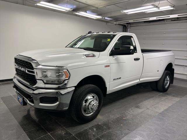 2022 RAM 3500 Tradesman Regular Cab 4x4 8 Box