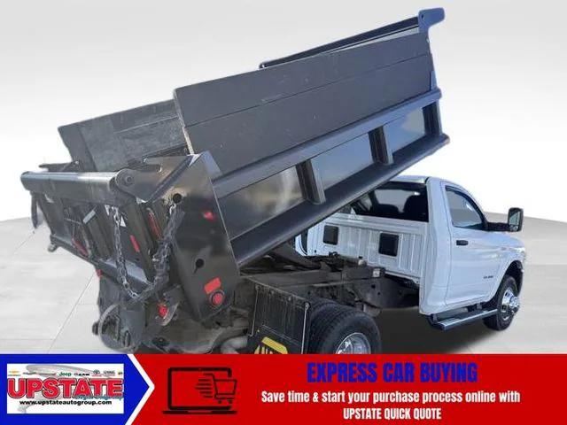 2022 RAM 3500 Chassis Tradesman/SLT