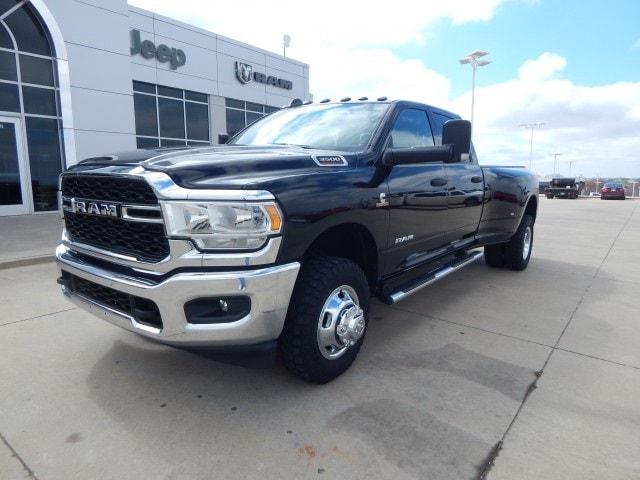 2021 RAM 3500 Tradesman Crew Cab 4x4 8 Box