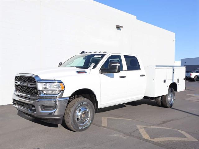 2024 RAM Ram 3500 Chassis Cab RAM 3500 TRADESMAN CREW CAB CHASSIS 4X4 60 CA