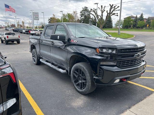 2022 Chevrolet Silverado 1500 4WD Crew Cab Short Bed LT Trail Boss for sale in Grand Blanc, MI