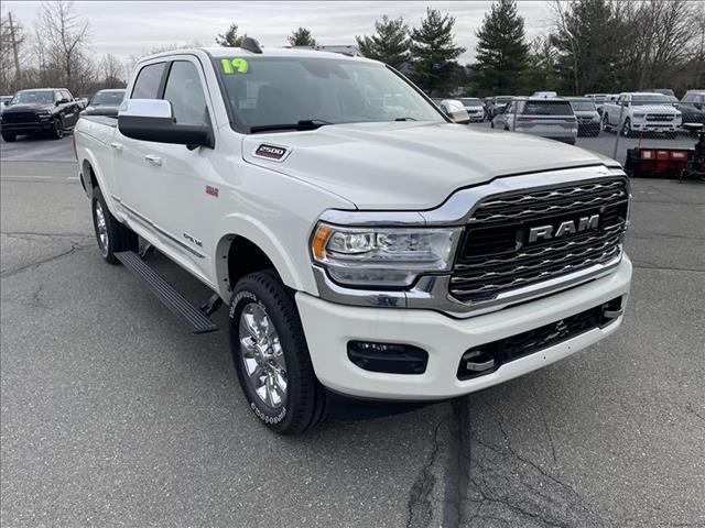 2019 RAM 2500 Limited Crew Cab 4x4 64 Box