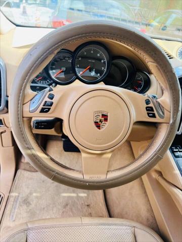 2012 Porsche Cayenne Base AWD 4dr SUV