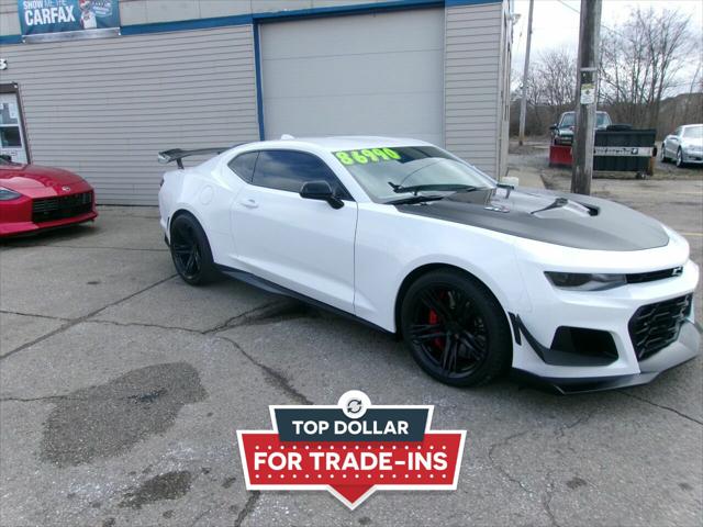 2022 Chevrolet Camaro RWD Coupe ZL1