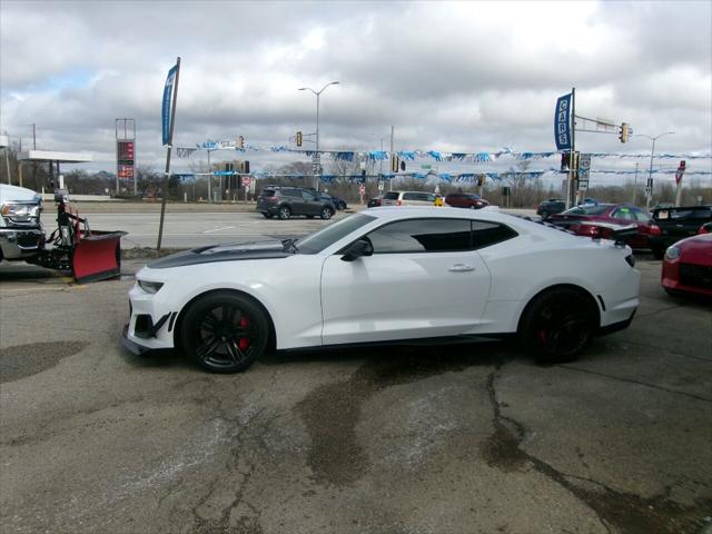 2022 Chevrolet Camaro RWD Coupe ZL1