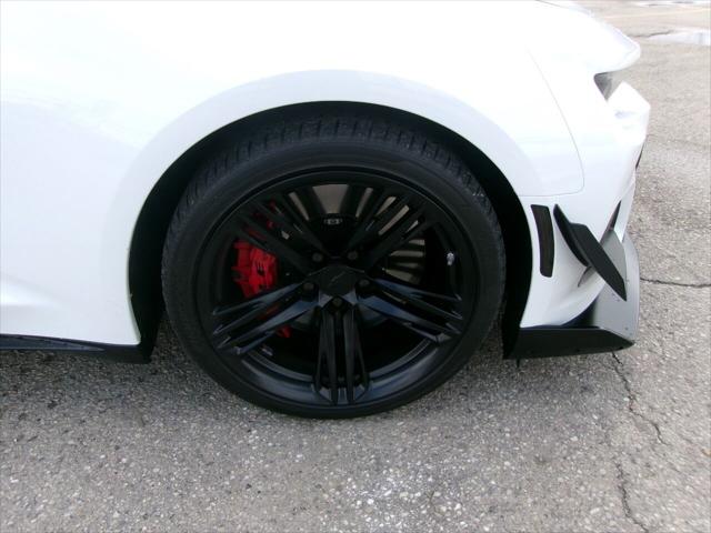 2022 Chevrolet Camaro RWD Coupe ZL1