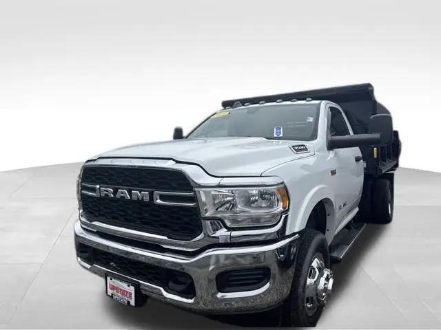 2022 Ram 3500 Tradesman/SLT