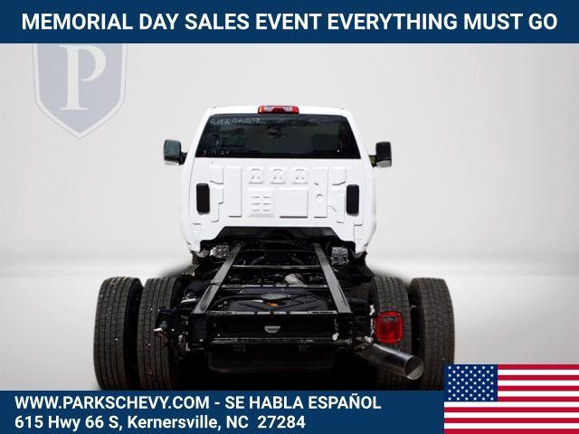 2024 Chevrolet Silverado 6500HD 1WT