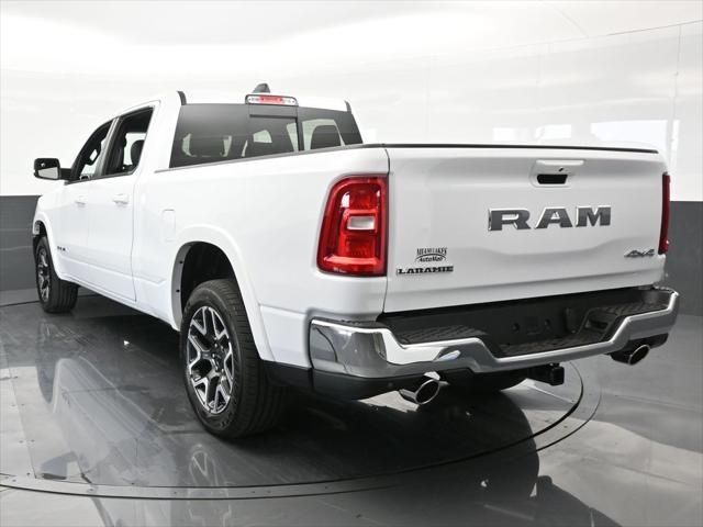 2025 RAM Ram 1500 RAM 1500 LARAMIE CREW CAB 4X4 64 BOX