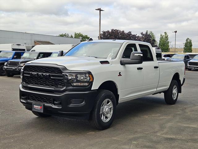 2024 RAM Ram 3500 RAM 3500 TRADESMAN CREW CAB 4X4 8 BOX