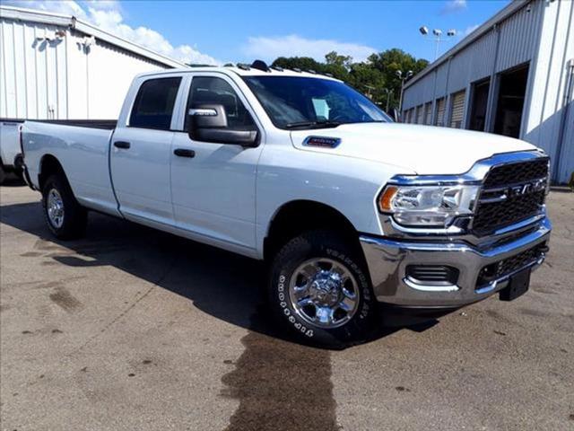 2024 RAM Ram 3500 RAM 3500 TRADESMAN CREW CAB 4X4 8 BOX