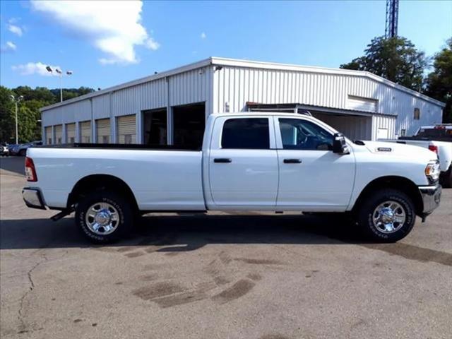 2024 RAM Ram 3500 RAM 3500 TRADESMAN CREW CAB 4X4 8 BOX