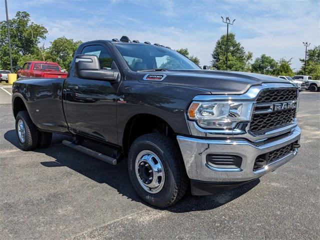 2024 RAM Ram 3500 RAM 3500 TRADESMAN REGULAR CAB 4X4 8 BOX