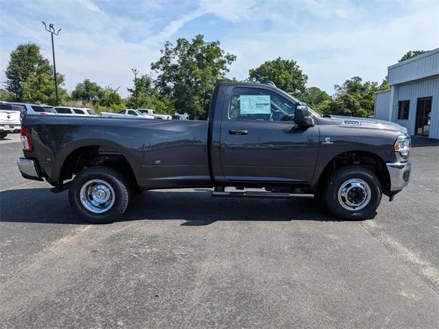 2024 RAM Ram 3500 RAM 3500 TRADESMAN REGULAR CAB 4X4 8 BOX