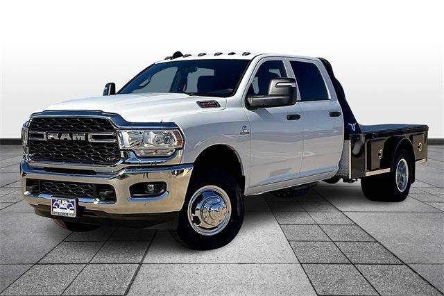 2024 RAM Ram 3500 Chassis Cab RAM 3500 TRADESMAN CREW CAB CHASSIS 4X4 60 CA