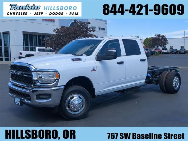 2024 RAM Ram 3500 Chassis Cab RAM 3500 TRADESMAN CREW CAB CHASSIS 4X4 60 CA