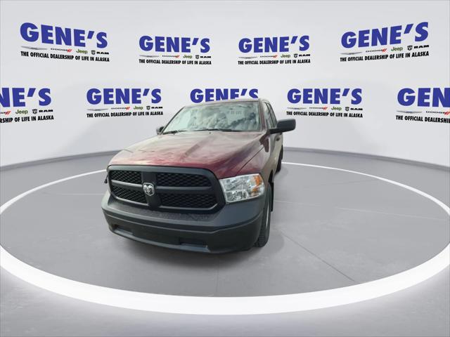 2024 RAM Ram 1500 Classic RAM 1500 CLASSIC TRADESMAN CREW CAB 4X4 64 BOX