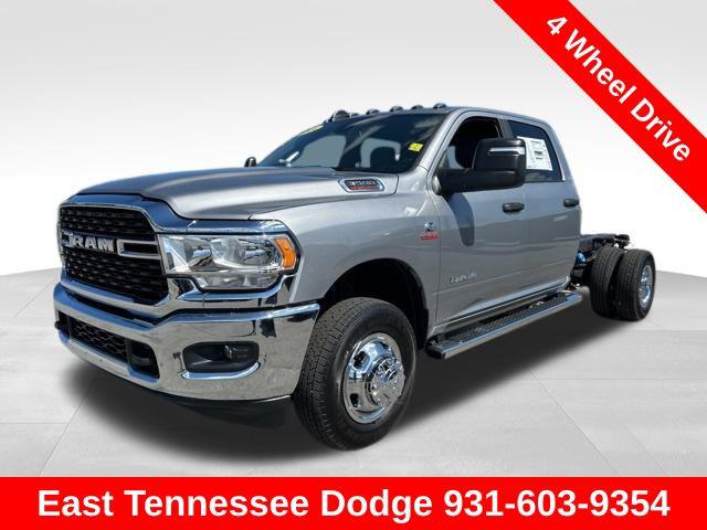 2024 RAM Ram 3500 Chassis Cab RAM 3500 SLT CREW CAB CHASSIS 4X4 60 CA