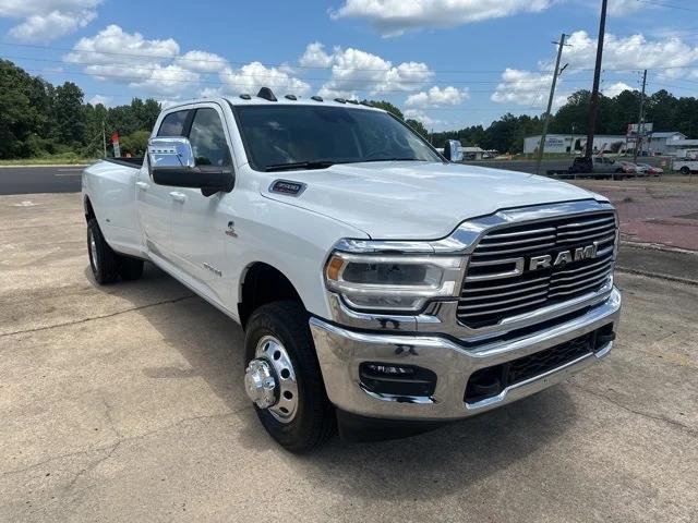 2024 RAM Ram 3500 RAM 3500 LARAMIE CREW CAB 4X4 8 BOX